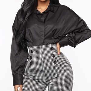 Keeping Things Organized Button Down Shirt - Black